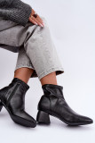 Schwarze Stiefelette aus Kunstleder mit Blockabsatz