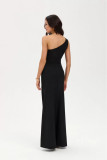 Schwarzes Maxi-Kleid mit Schlitz und One-Shoulder-Design