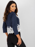 Elegante kurze Bluse mit 3/4-Ärmeln in Marineblau