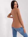 Brauner figurbetonter Pullover mit Rollkragen