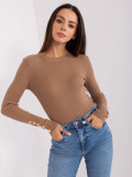 Klassischer Damenpullover in Camel mit Knöpfen