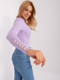 Helle lila klassische figurbetonte Pullover