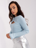 Helles blauer klassischer gerippter Pullover