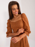 Beige ausgestellte Kleid mit Stickerei