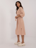 Elegantes Midi-Kleid in Camel-Farbe