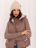 Beige Wintermütze mit Applikation