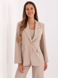 Eleganter beigefarbener Blazer mit Brosche und Futter