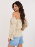 Beigefarbene Bluse mit Carmen-Ausschnitt