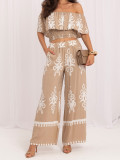 Beiges Boho-Set mit Print und Carmen-Ausschnitt
