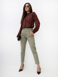 Elegante Bluse mit Blumenmuster und Stehkragen