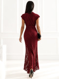 Bordeauxfarbenes Maxi-Kleid mit Spitze und Wickelausschnitt