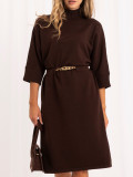 Braunes Oversize-Strickkleid mit Gürtel und Rollkragen