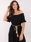 Elegantes schwarzes ausgestelltes Kleid