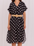 Schwarzes Midi-Kleid mit Punkten und Gürtel