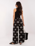 Schwarze Palazzo-Hose mit Gürtel und Print