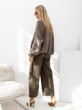 Beiger Pullover mit Volant