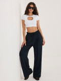 Blaue Sporthose mit Streifen und hohem Bund