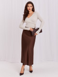 Eleganter beiger Pullover mit Wickelausschnitt