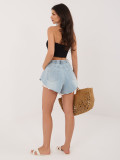 Kurze Damen-Jeansshorts mit Volant und Futter