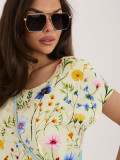 Gelbe Bluse mit Blumenmuster
