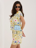 Gelbe Shorts mit Blumenmuster