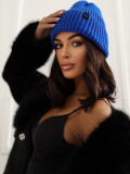 Blaue Wintermütze mit Applikation