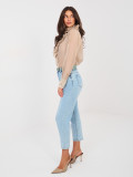 Damen Mom Jeans mit hohem Bund und Gürtel, blau