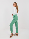 Pistaziengrüne Jogginghose mit hohem Bund