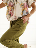 Gelbe Bluse mit Blumenmuster und Puffärmeln