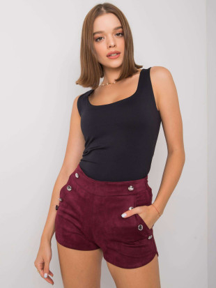 Bordeauxfarbene Shorts aus Wildlederimitat von RUE PARIS