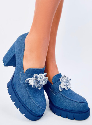 Mokassins mit Absatz und Kristallen Blau