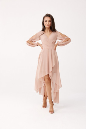 Asymmetrisches Kleid mit langen Ärmeln in Cappuccino