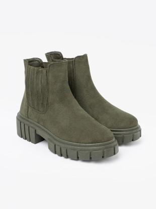 Grüne Stiefeletten mit elastischen Einsätzen