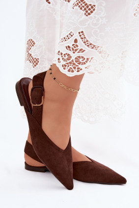 Braune Ballerina mit Schnalle aus Velourslederimitat