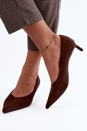 Pumps mit spitzer Kappe aus braunem Veloursleder