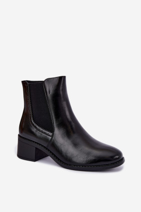 Schwarze Stiefelette aus Kunstleder mit Blockabsatz