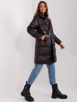 Schwarze Winterdaunenjacke mit Steppung