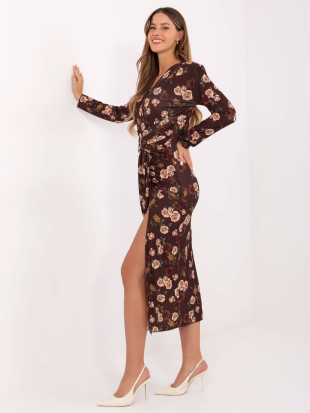 Braunes Midikleid mit Blumenmuster und Wickelausschnitt