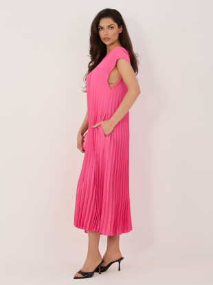 Elegantes rosafarbenes Midi-Kleid mit Taschen