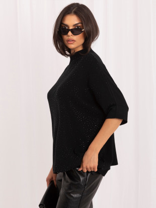 Eleganter schwarzer Pullover mit Applikation und Stehkragen