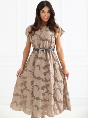Elegantes beigefarbenes Midi-Kleid mit Gürtel