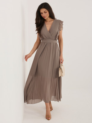 Beiges ausgestelltes Midi-Kleid mit Gürtel