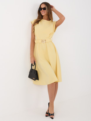 Gelbes ausgestelltes Midi-Kleid mit Gürtel