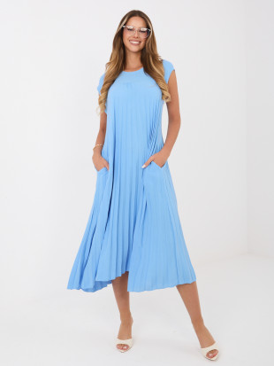Blaues ärmelloses Cocktail-Midikleid